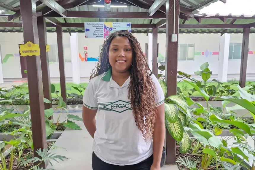 Estudante Larissa Camila