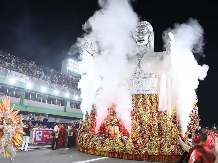  <div class='credito_fotos'>Foto: Jorge Júnior/GEA &nbsp;&nbsp;|&nbsp;&nbsp; <a href='/midias/2026/originais/20260214053459-GF00016944-F00217660.webp' download><i class='fa-solid fa-download'></i> Download</a></div>