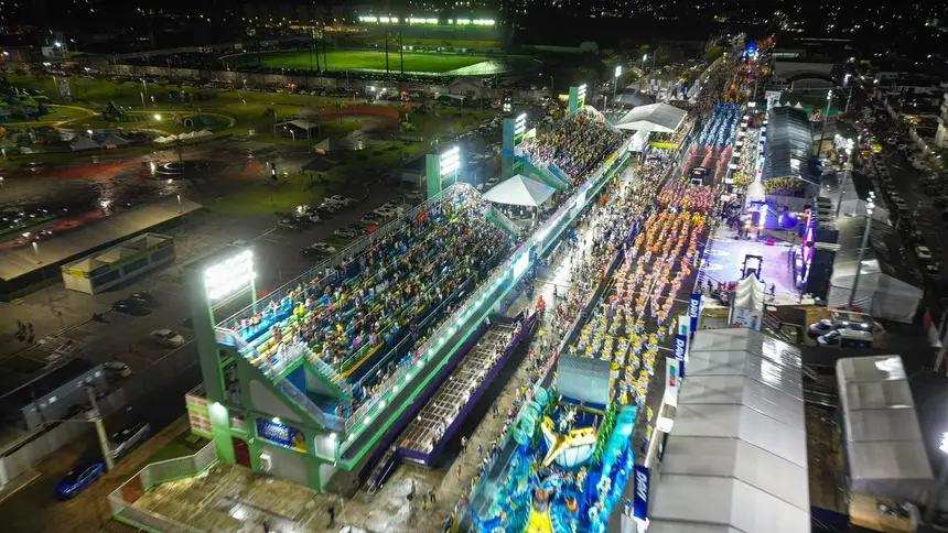  <div class='credito_fotos'>Foto:  &nbsp;&nbsp;|&nbsp;&nbsp; <a href='/midias/2026/originais/20260215042518-GF00016959-F00217972.webp' download><i class='fa-solid fa-download'></i> Download</a></div>