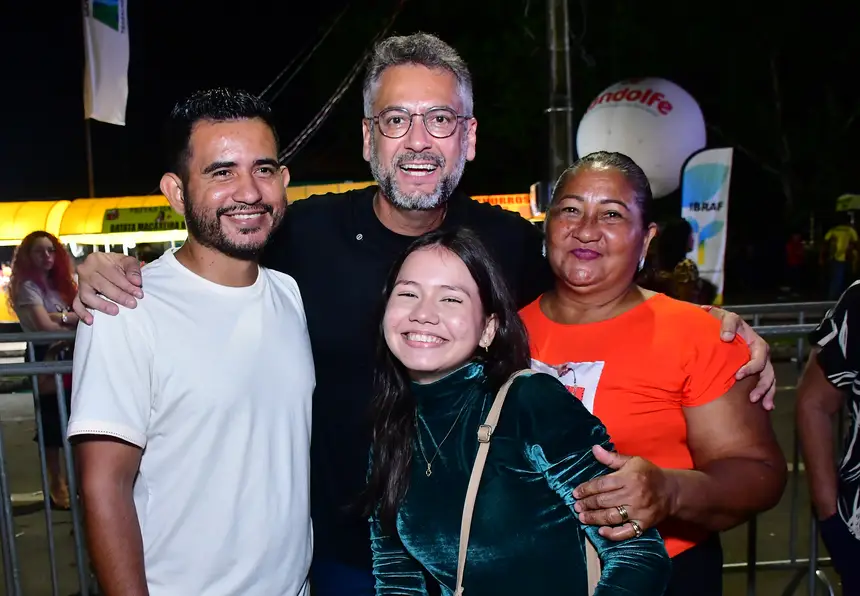  <div class='credito_fotos'>Foto: Max Renê/GEA &nbsp;&nbsp;|&nbsp;&nbsp; <a href='/midias/2026/originais/20260219102609-GF00016962-F00218371.webp' download><i class='fa-solid fa-download'></i> Download</a></div>