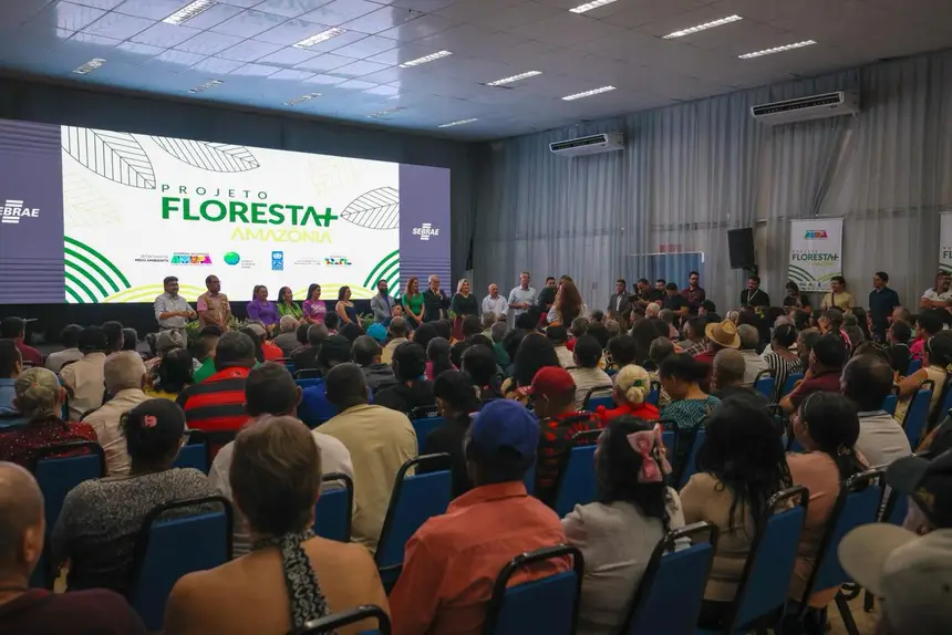 Cerimônia marca pagamento do 3º lote do programa Floresta+ Amazônia a produtores rurais do Amapá