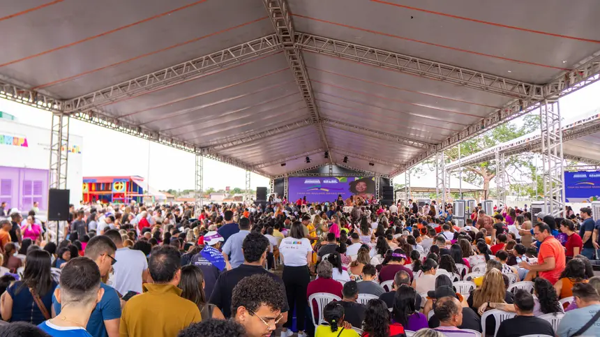 Comunidade presente na entrega histórica da primeira Casa da Mulher Brasileira do Amapá. O novo espaço, inaugurado em Macapá, promete transformar o atendimento humanizado e o suporte às mulheres do estado.