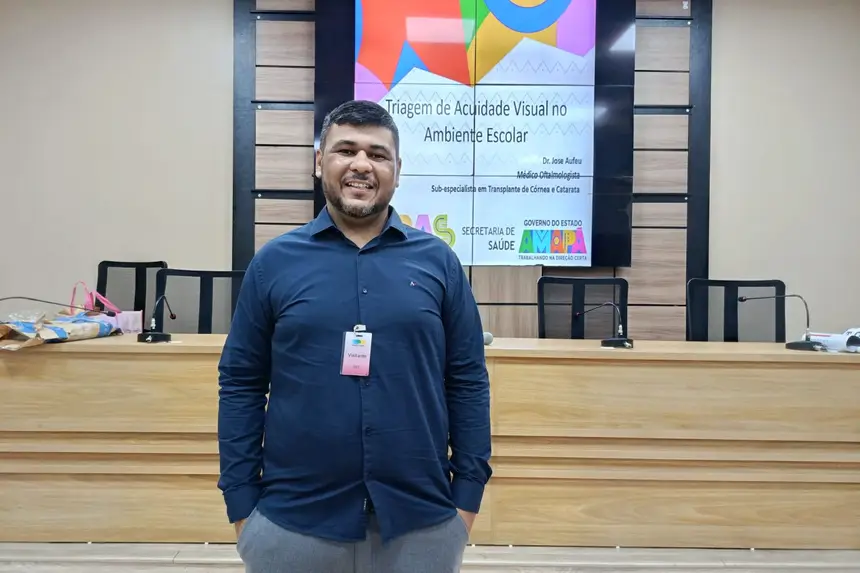 José Aufeu, médico oftalmologista, ensinou técnicas para identificar possíveis dificuldades visuais