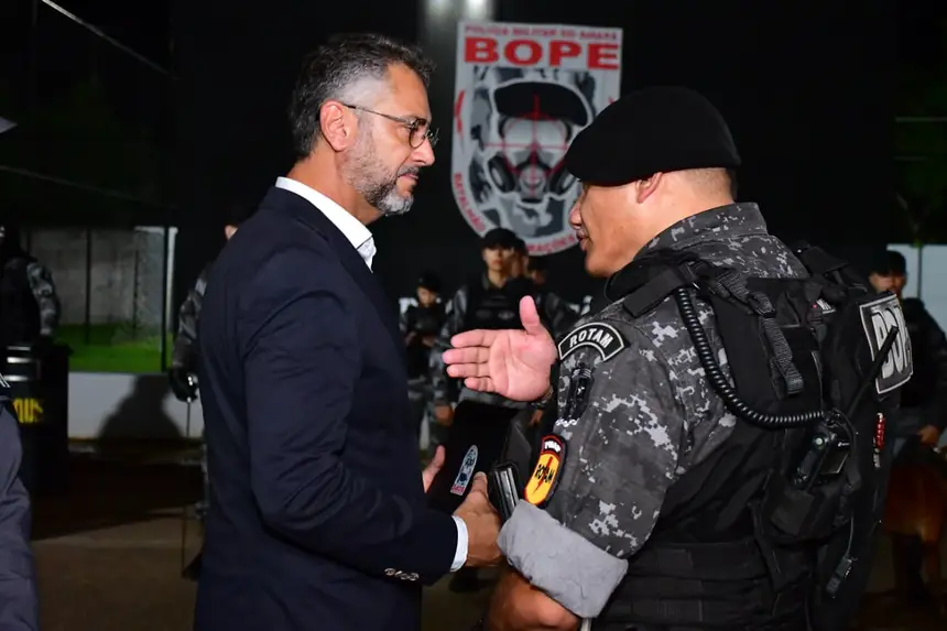  <div class='credito_fotos'>Foto: Max Renê/GEA &nbsp;&nbsp;|&nbsp;&nbsp; <a href='/midias/2026/originais/20260320091736-GF00017021-F00219780.webp' download><i class='fa-solid fa-download'></i> Download</a></div>