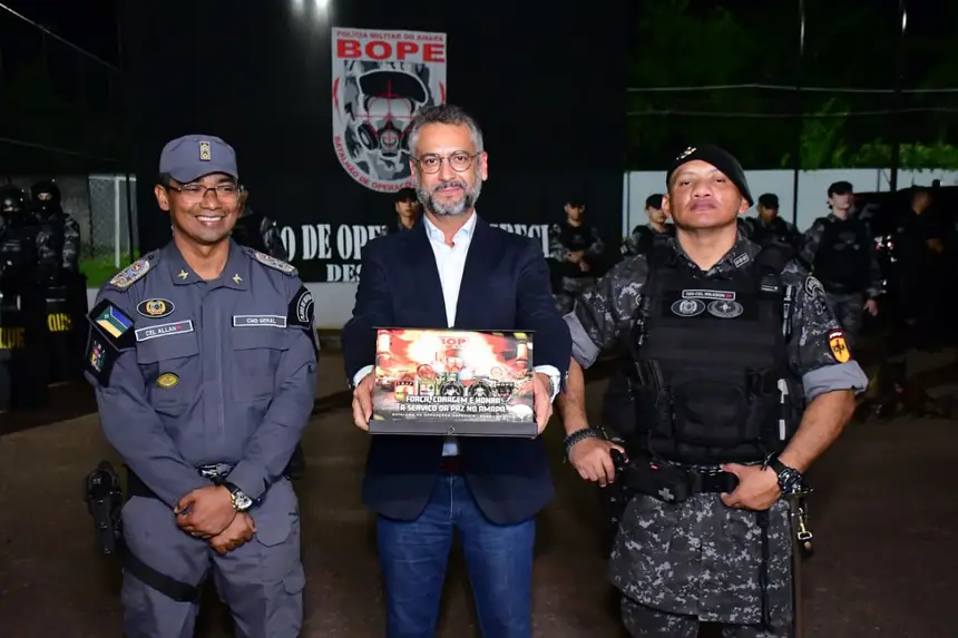  <div class='credito_fotos'>Foto: Max Renê/GEA &nbsp;&nbsp;|&nbsp;&nbsp; <a href='/midias/2026/originais/20260320091737-GF00017021-F00219782.webp' download><i class='fa-solid fa-download'></i> Download</a></div>