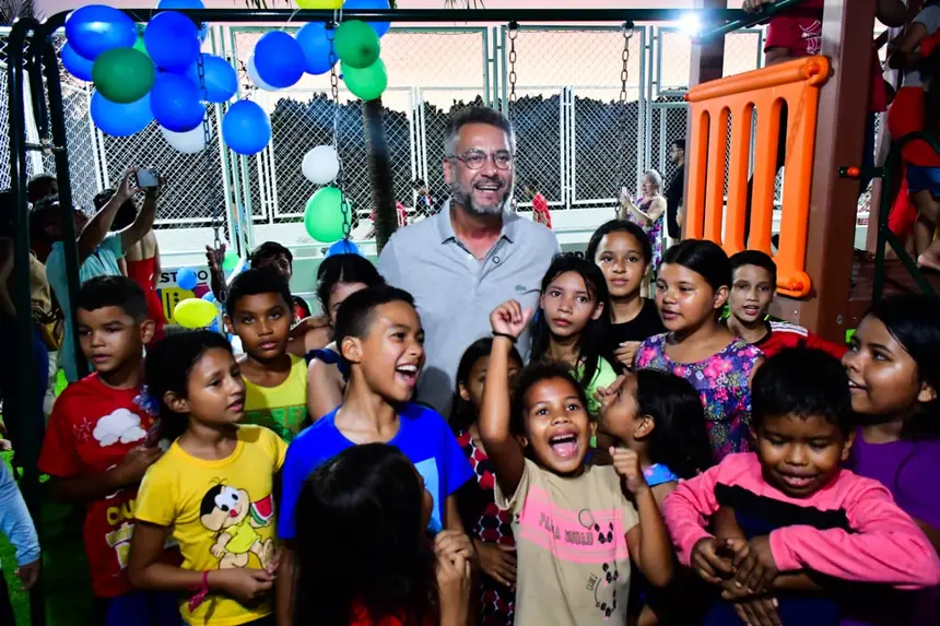  <div class='credito_fotos'>Foto: Max Renê/GEA &nbsp;&nbsp;|&nbsp;&nbsp; <a href='/midias/2026/originais/20260323113125-GF00017032-F00220095.webp' download><i class='fa-solid fa-download'></i> Download</a></div>