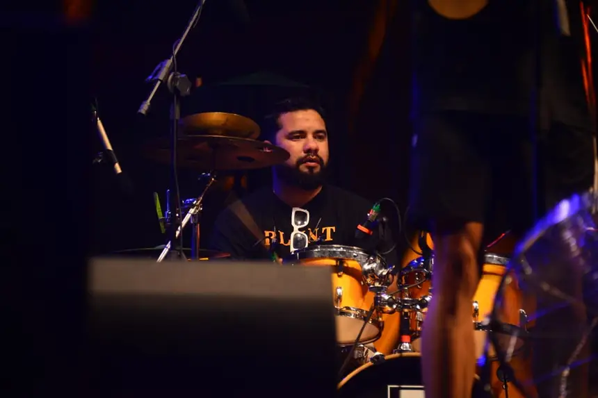  <div class='credito_fotos'>Foto: Maksuel Martins/GEA &nbsp;&nbsp;|&nbsp;&nbsp; <a href='/midias/2026/originais/20260323120938-GF00017036-F00220190.webp' download><i class='fa-solid fa-download'></i> Download</a></div>