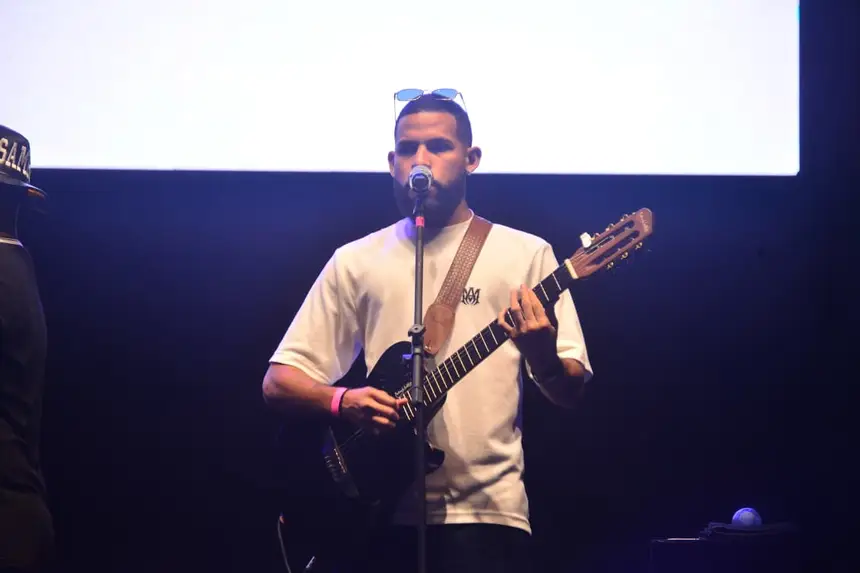  <div class='credito_fotos'>Foto: Maksuel Martins/GEA &nbsp;&nbsp;|&nbsp;&nbsp; <a href='/midias/2026/originais/20260323120939-GF00017036-F00220192.webp' download><i class='fa-solid fa-download'></i> Download</a></div>