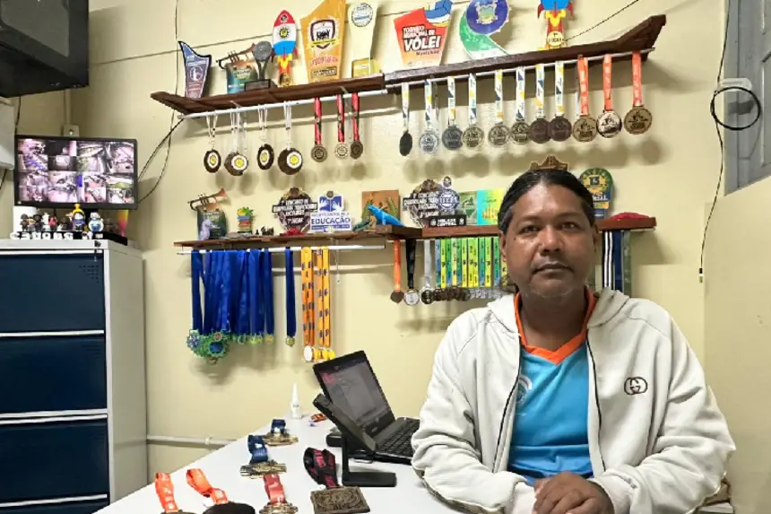 Aldo Pantoja, diretor da Escola Estadual Duque de Caxias