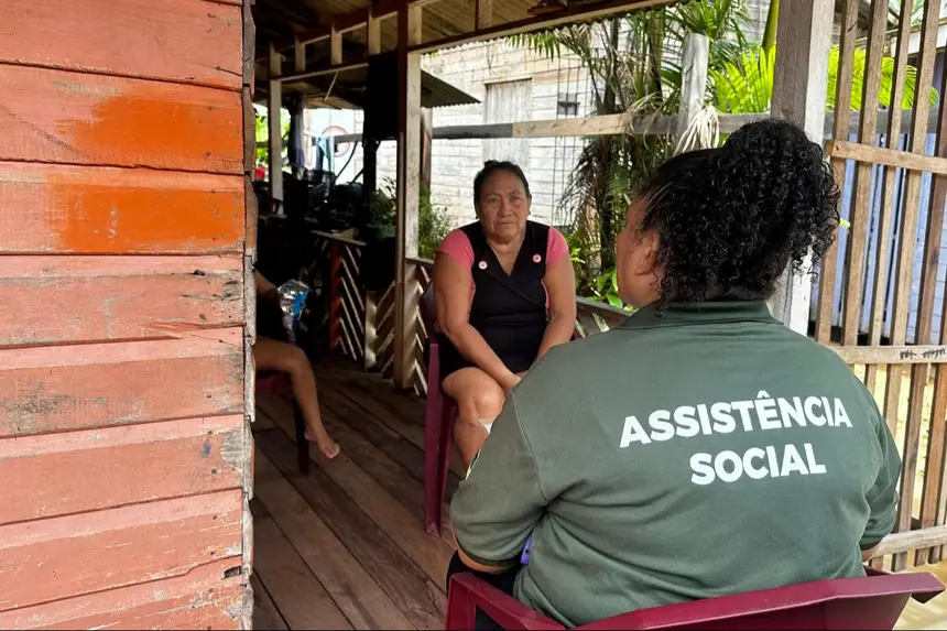 Foto: Weverton Façanha/GEA Momento de escuta e suporte: força-tarefa da Assistência Social atua no cadastramento de famílias para mitigar os impactos causados pelas recentes cheias