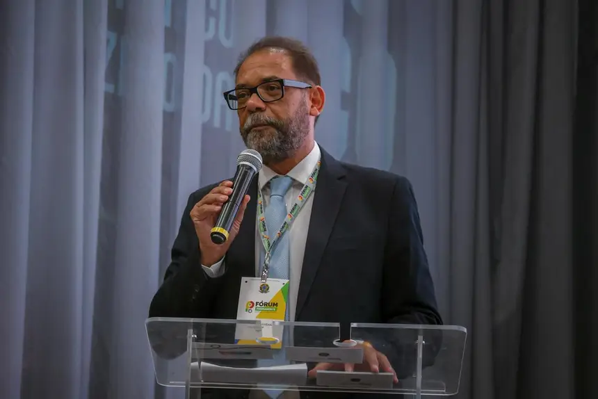  <div class='credito_fotos'>Foto: Ruan Alves / GEA &nbsp;&nbsp;|&nbsp;&nbsp; <a href='/midias/2026/originais/20260325141450-GF00017039-F00220276.webp' download><i class='fa-solid fa-download'></i> Download</a></div>