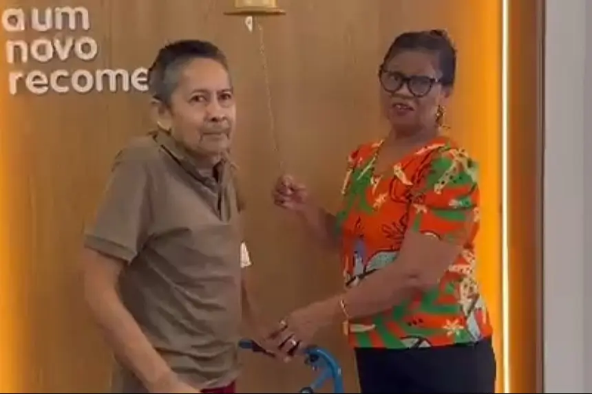 Josiel da Cruz Mendes recebeu alta do tratamento de radioterapia neta terca-feira, 24 de março