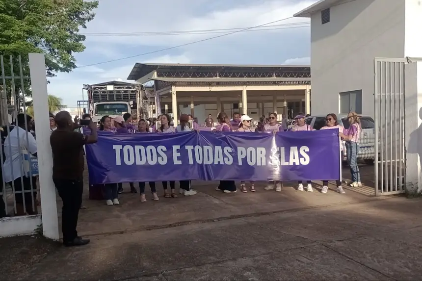 Ó Detran foi o local da concentração da caminhada em favor da vida