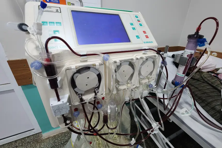 Inaugurada em junho do ano passado, enfermaria de hemodiálise do HE já atendeu mais de 500 pacientes que chegaram pela urgência e emergência da unidade 