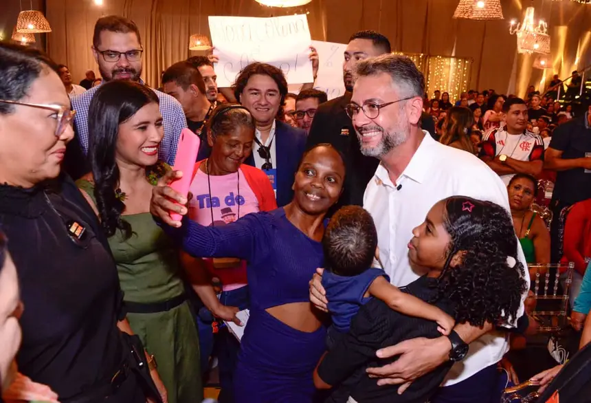  <div class='credito_fotos'>Foto: Max Renê/GEA &nbsp;&nbsp;|&nbsp;&nbsp; <a href='/midias/2026/originais/20260330120521-GF00017051-F00220590.webp' download><i class='fa-solid fa-download'></i> Download</a></div>