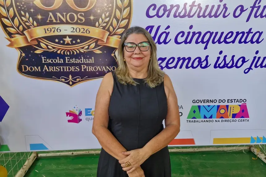 Foto: Marcio Bezerra/Seed Diretora da Escola Dom Aristides Piróvano, Olga Cristina