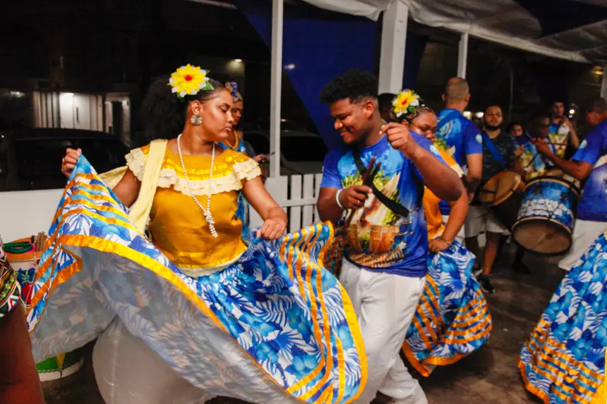 Rodas de marabaixo marcaram o início da programação no barracão Tia Gertrudes, sede do grupo Berço do Marabaixo