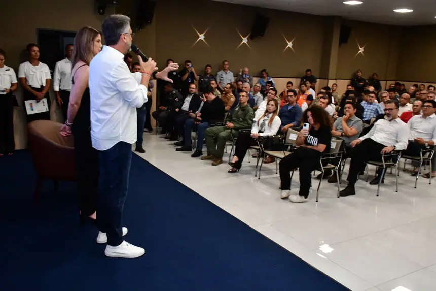  <div class='credito_fotos'>Foto: Max Renê/GEA &nbsp;&nbsp;|&nbsp;&nbsp; <a href='/midias/2026/originais/20260407084557-GF00017062-F00220921.webp' download><i class='fa-solid fa-download'></i> Download</a></div>