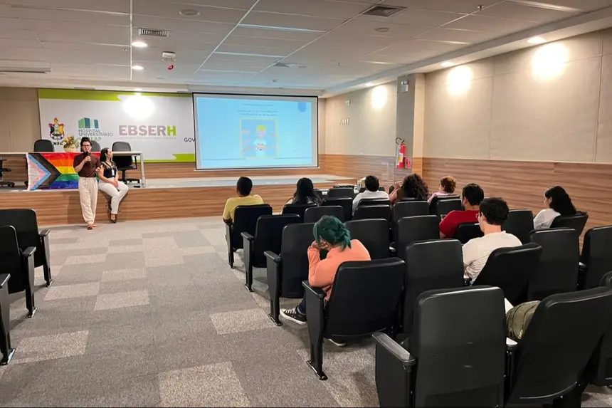 Foto: Gabriel Maciel/Sesa A programação também inclui capacitação de servidores da saúde no auditório do Hospital Universitário, com o projeto “Transcendendo Barreiras”