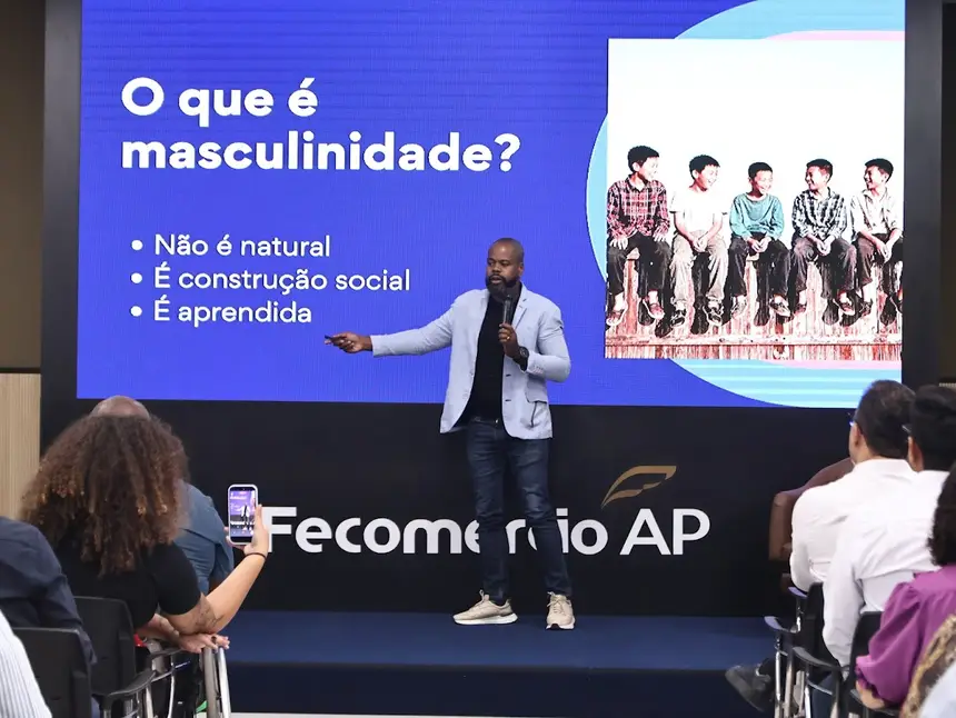 Palestrante Luciano Ramos, diretor do Instituto Mapear