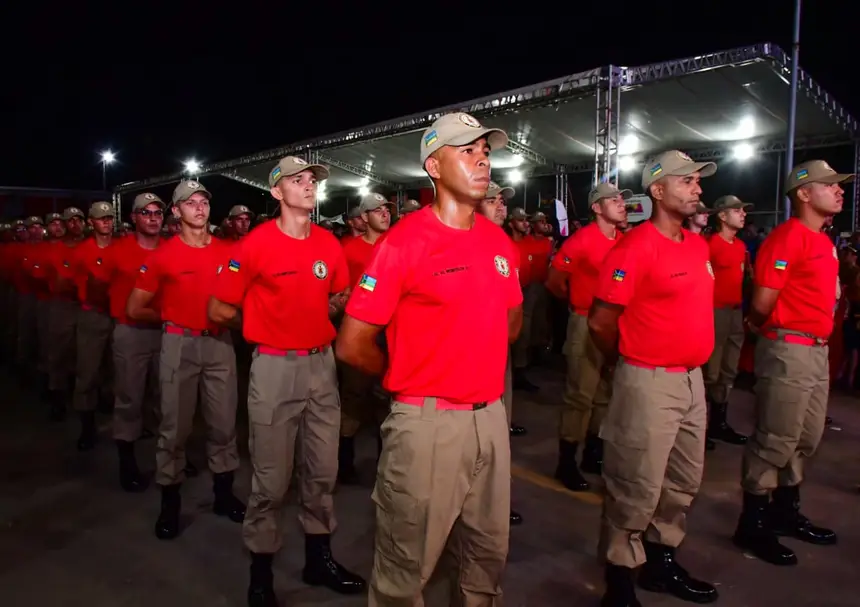  <div class='credito_fotos'>Foto: Max Renê/GEA &nbsp;&nbsp;|&nbsp;&nbsp; <a href='/midias/2026/originais/20260410085008-GF00017065-F00221017.webp' download><i class='fa-solid fa-download'></i> Download</a></div>