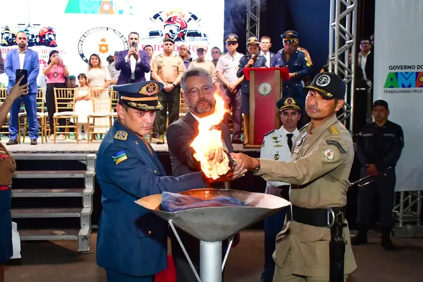  <div class='credito_fotos'>Foto: Max Renê/GEA &nbsp;&nbsp;|&nbsp;&nbsp; <a href='/midias/2026/originais/20260410085015-GF00017065-F00221019.webp' download><i class='fa-solid fa-download'></i> Download</a></div>