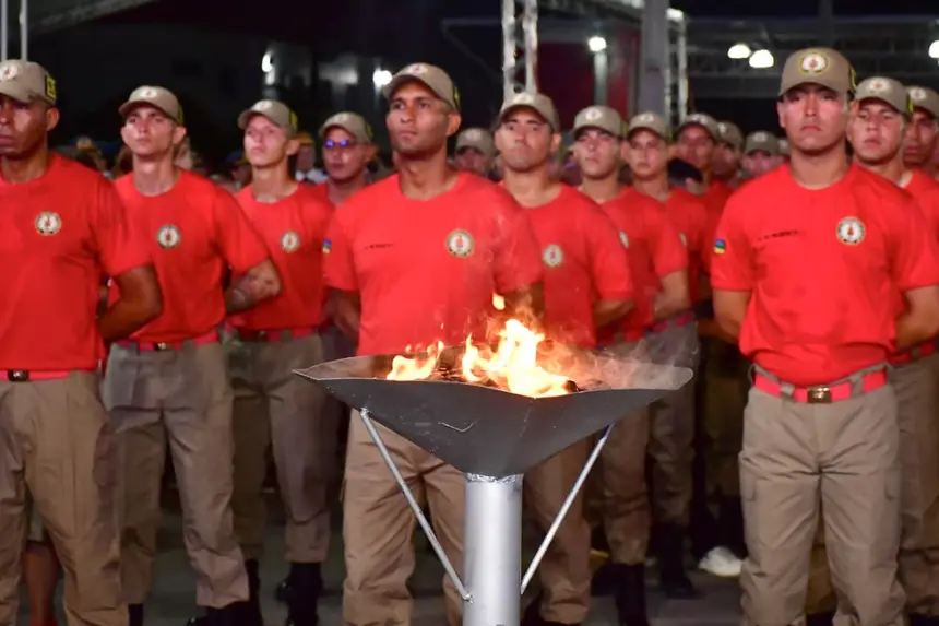  <div class='credito_fotos'>Foto: Max Renê/GEA &nbsp;&nbsp;|&nbsp;&nbsp; <a href='/midias/2026/originais/20260410085018-GF00017065-F00221023.webp' download><i class='fa-solid fa-download'></i> Download</a></div>