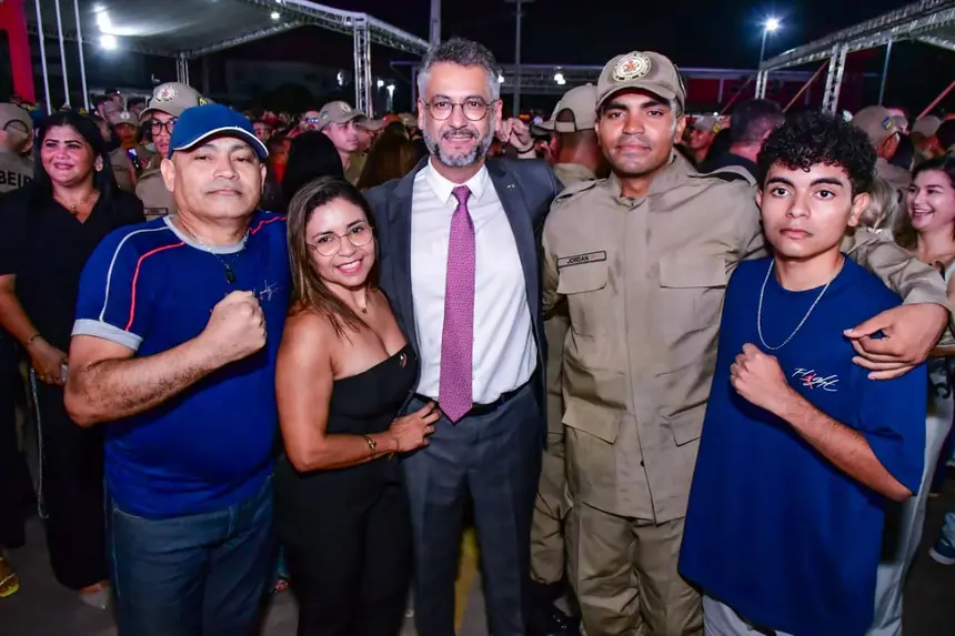  <div class='credito_fotos'>Foto: Max Renê/GEA &nbsp;&nbsp;|&nbsp;&nbsp; <a href='/midias/2026/originais/20260410085030-GF00017065-F00221030.webp' download><i class='fa-solid fa-download'></i> Download</a></div>