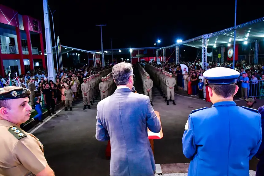  <div class='credito_fotos'>Foto: Max Renê/GEA &nbsp;&nbsp;|&nbsp;&nbsp; <a href='/midias/2026/originais/20260410085035-GF00017065-F00221037.webp' download><i class='fa-solid fa-download'></i> Download</a></div>