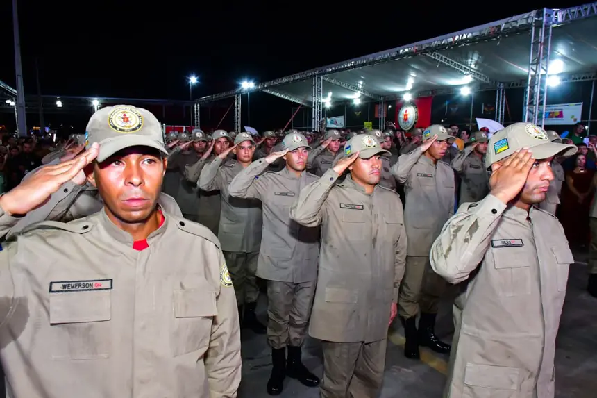  <div class='credito_fotos'>Foto: Max Renê/GEA &nbsp;&nbsp;|&nbsp;&nbsp; <a href='/midias/2026/originais/20260410085038-GF00017065-F00221042.webp' download><i class='fa-solid fa-download'></i> Download</a></div>