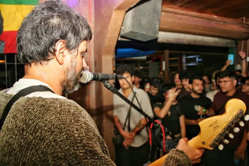  <div class='credito_fotos'>Foto: Aog Rocha/GEA &nbsp;&nbsp;|&nbsp;&nbsp; <a href='/midias/2026/originais/20260414104034-GF00017069-F00221140.webp' download><i class='fa-solid fa-download'></i> Download</a></div>