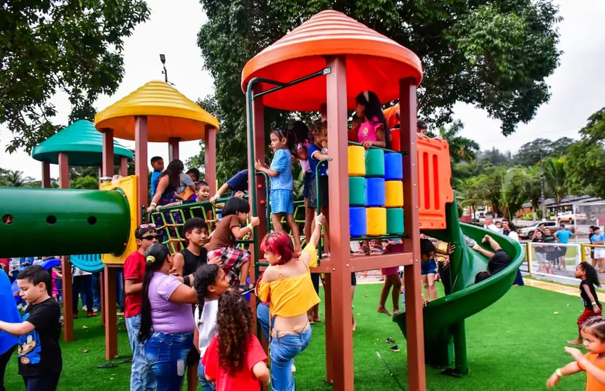  <div class='credito_fotos'>Foto: Max Renê/GEA &nbsp;&nbsp;|&nbsp;&nbsp; <a href='/midias/2026/originais/20260414111003-GF00017073-F00221234.webp' download><i class='fa-solid fa-download'></i> Download</a></div>