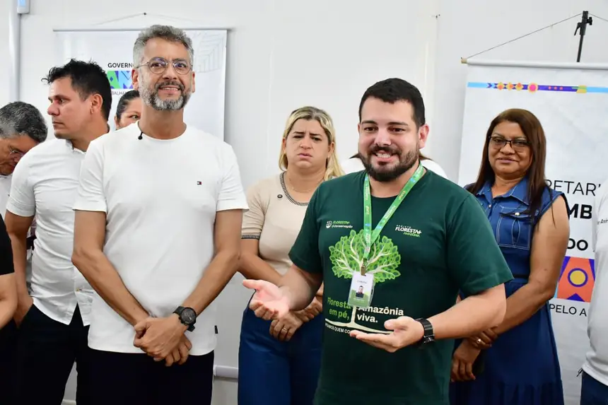  <div class='credito_fotos'>Foto: Max Renê/GEA &nbsp;&nbsp;|&nbsp;&nbsp; <a href='/midias/2026/originais/20260414112637-GF00017077-F00221295.webp' download><i class='fa-solid fa-download'></i> Download</a></div>