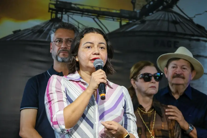  <div class='credito_fotos'>Foto: Ruan Alves / GEA &nbsp;&nbsp;|&nbsp;&nbsp; <a href='/midias/2026/originais/20260414114947-GF00017080-F00221375.webp' download><i class='fa-solid fa-download'></i> Download</a></div>