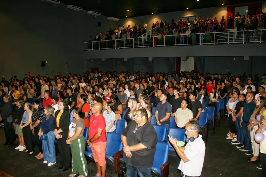  <div class='credito_fotos'>Foto: Aog Rocha/GEA &nbsp;&nbsp;|&nbsp;&nbsp; <a href='/midias/2026/originais/20260417103422-GF00017083-F00221418.webp' download><i class='fa-solid fa-download'></i> Download</a></div>