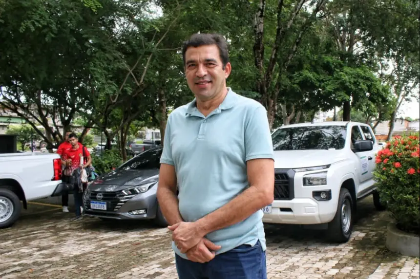 Deputado federal André Abdon representou o Governo do Estado durante a cerimônia.