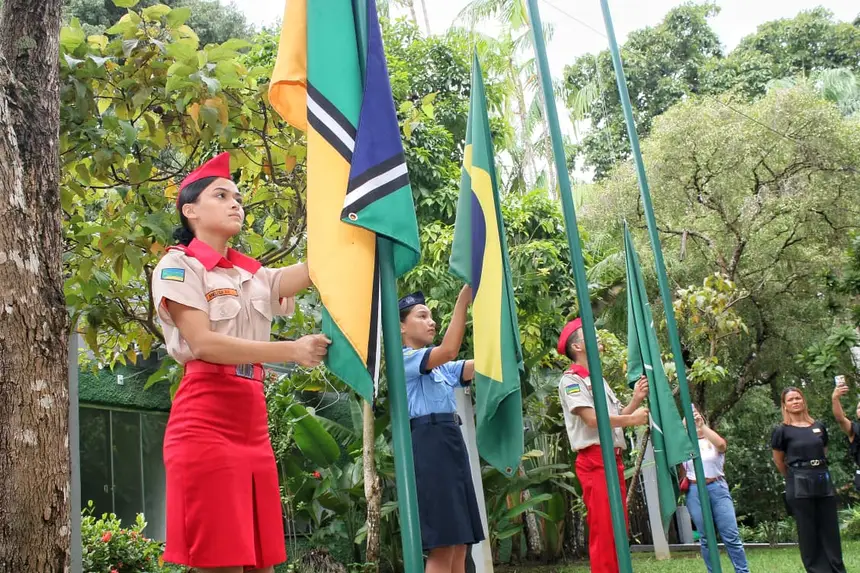  <div class='credito_fotos'>Foto:  &nbsp;&nbsp;|&nbsp;&nbsp; <a href='/midias/2026/originais/20260420102838-GF00017088-F00221584.webp' download><i class='fa-solid fa-download'></i> Download</a></div>