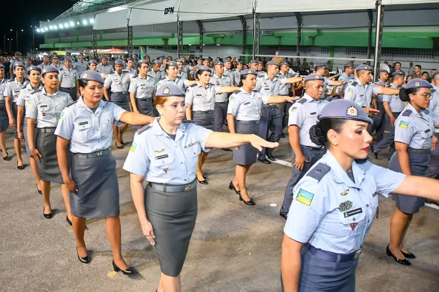 Sargentos promovidos ao suboficialato