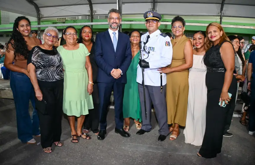  <div class='credito_fotos'>Foto: Sal Lima/GEA &nbsp;&nbsp;|&nbsp;&nbsp; <a href='/midias/2026/originais/20260422093900-GF00017093-F00221695.webp' download><i class='fa-solid fa-download'></i> Download</a></div>