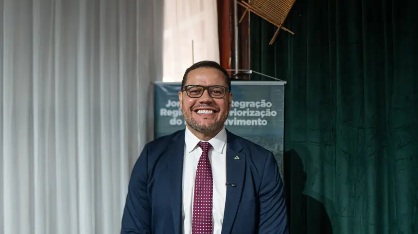  <div class='credito_fotos'>Foto: Arthur Alves / SECOM GEA &nbsp;&nbsp;|&nbsp;&nbsp; <a href='/midias/2026/originais/20260423135935-GF00017096-F00221762.webp' download><i class='fa-solid fa-download'></i> Download</a></div>