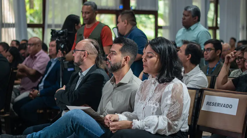  <div class='credito_fotos'>Foto: Arthur Alves / SECOM GEA &nbsp;&nbsp;|&nbsp;&nbsp; <a href='/midias/2026/originais/20260423135944-GF00017096-F00221772.webp' download><i class='fa-solid fa-download'></i> Download</a></div>