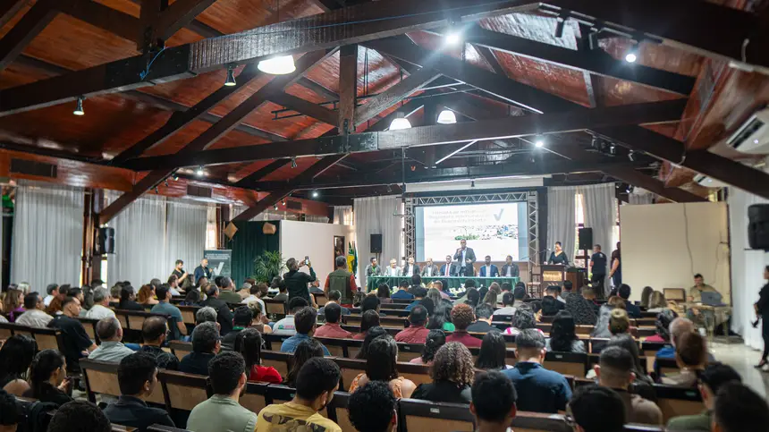  <div class='credito_fotos'>Foto: Arthur Alves / SECOM GEA &nbsp;&nbsp;|&nbsp;&nbsp; <a href='/midias/2026/originais/20260423135953-GF00017096-F00221783.webp' download><i class='fa-solid fa-download'></i> Download</a></div>