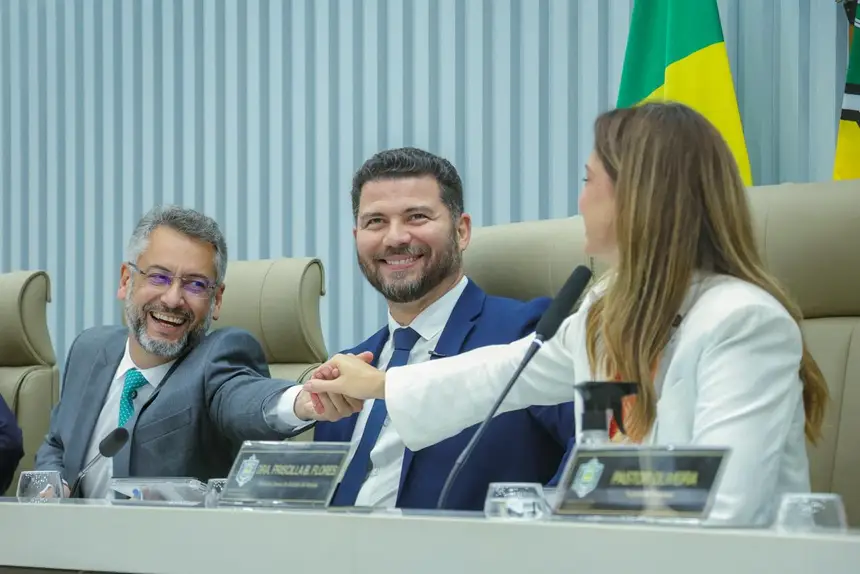  <div class='credito_fotos'>Foto: Ruan Alves / GEA &nbsp;&nbsp;|&nbsp;&nbsp; <a href='/midias/2026/originais/20260423151756-GF00017097-F00221808.webp' download><i class='fa-solid fa-download'></i> Download</a></div>