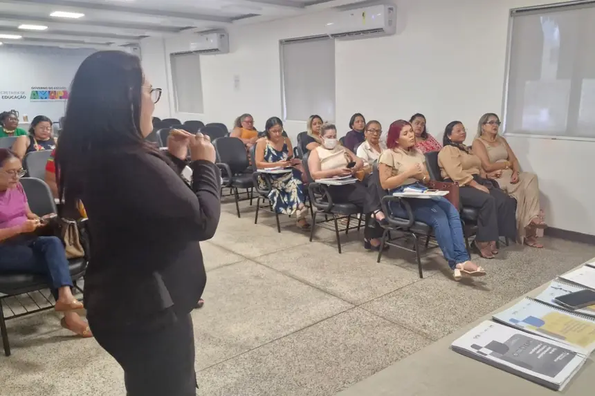 O programa está sendo implementado em 206 escolas da rede estadual, contemplando unidades urbanas, do campo, comunidades indígenas e quilombolas