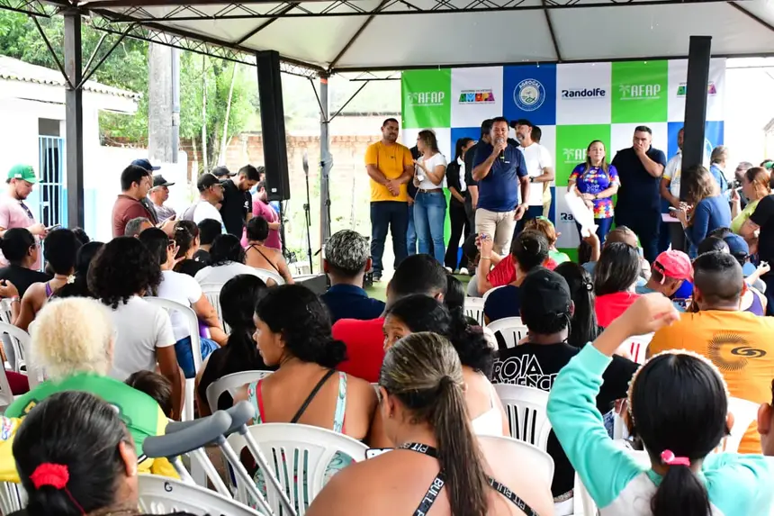 Prefeito de Calçoene, Toinho Garimpeiro, também esteve prestigiando o repasse de recurso. 