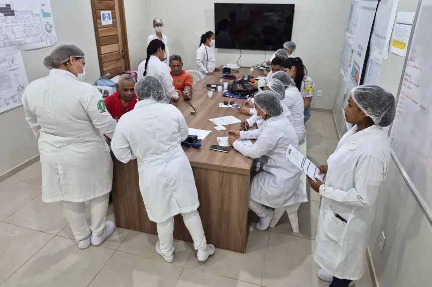 Além dos cinco enfermeiros e três clínicos gerais da Sesa, a ação contou com a participação de 18 estudantes do curso de Técnico de Enfermagem