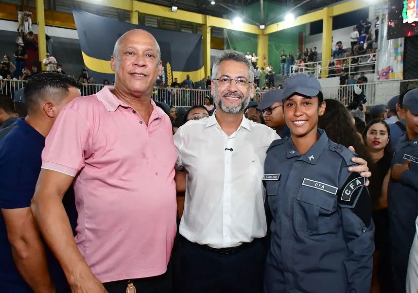  <div class='credito_fotos'>Foto: Max Renê/GEA &nbsp;&nbsp;|&nbsp;&nbsp; <a href='/midias/2026/originais/20260506101352-GF00017124-F00222583.webp' download><i class='fa-solid fa-download'></i> Download</a></div>