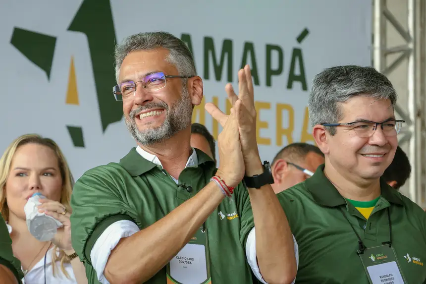 Foto: Ruan Alves/GEA Governador Clécio Luís destaca que a entrega da licença marca um novo ciclo de geração de empregos no Amapá