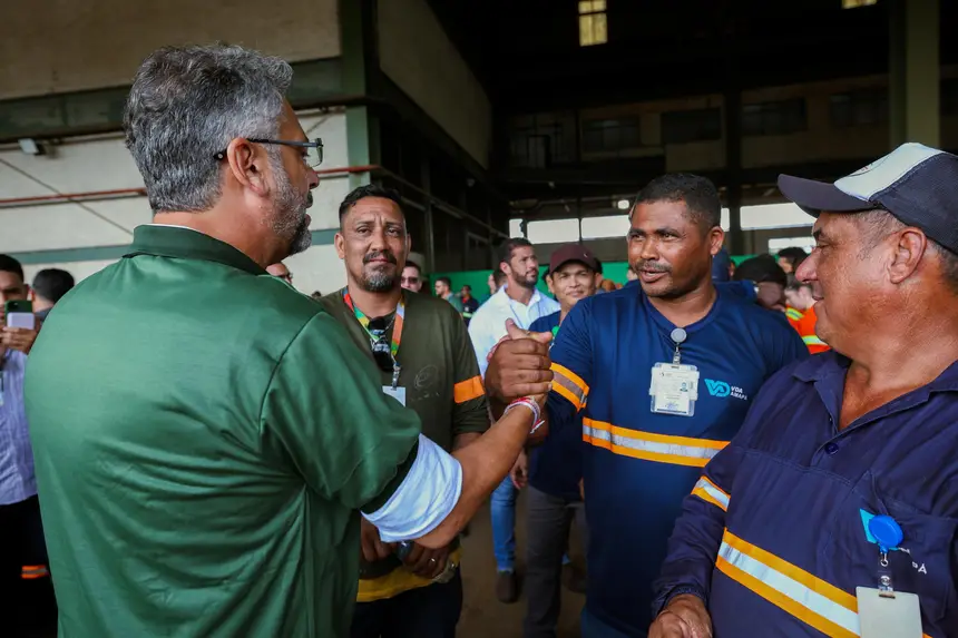 Trabalhadores celebram a geração de empregos com a retomada da mineração em Pedra Branca do Amapari e Serra do Navio