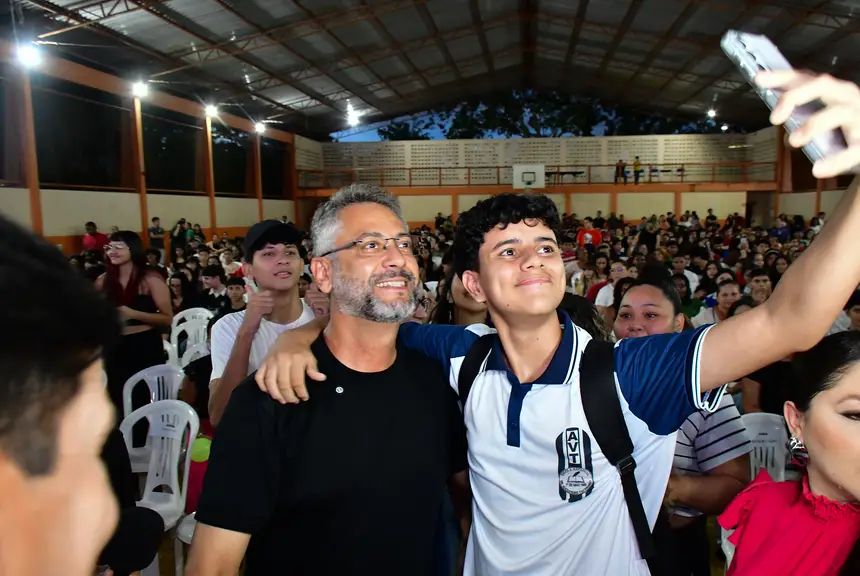  <div class='credito_fotos'>Foto: Max Renê/GEA &nbsp;&nbsp;|&nbsp;&nbsp; <a href='/midias/2026/originais/20260527112518-GF00017164-F00223504.webp' download><i class='fa-solid fa-download'></i> Download</a></div>